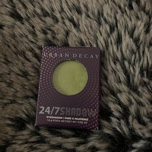 NEW Urban Decay 24/7 SHADOW - FREAK